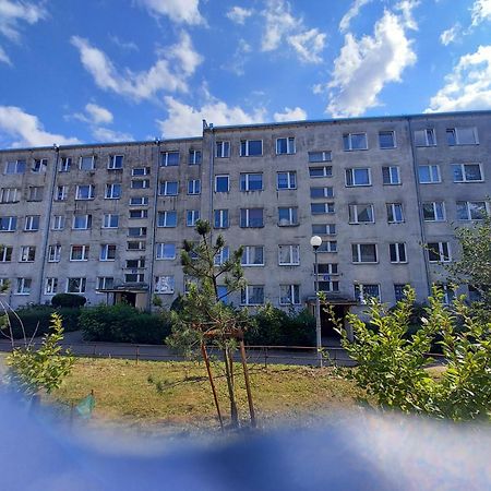 Zwykle Mieszkanie Dla Zwyklych Ludzi Wałbrzych Exteriör bild