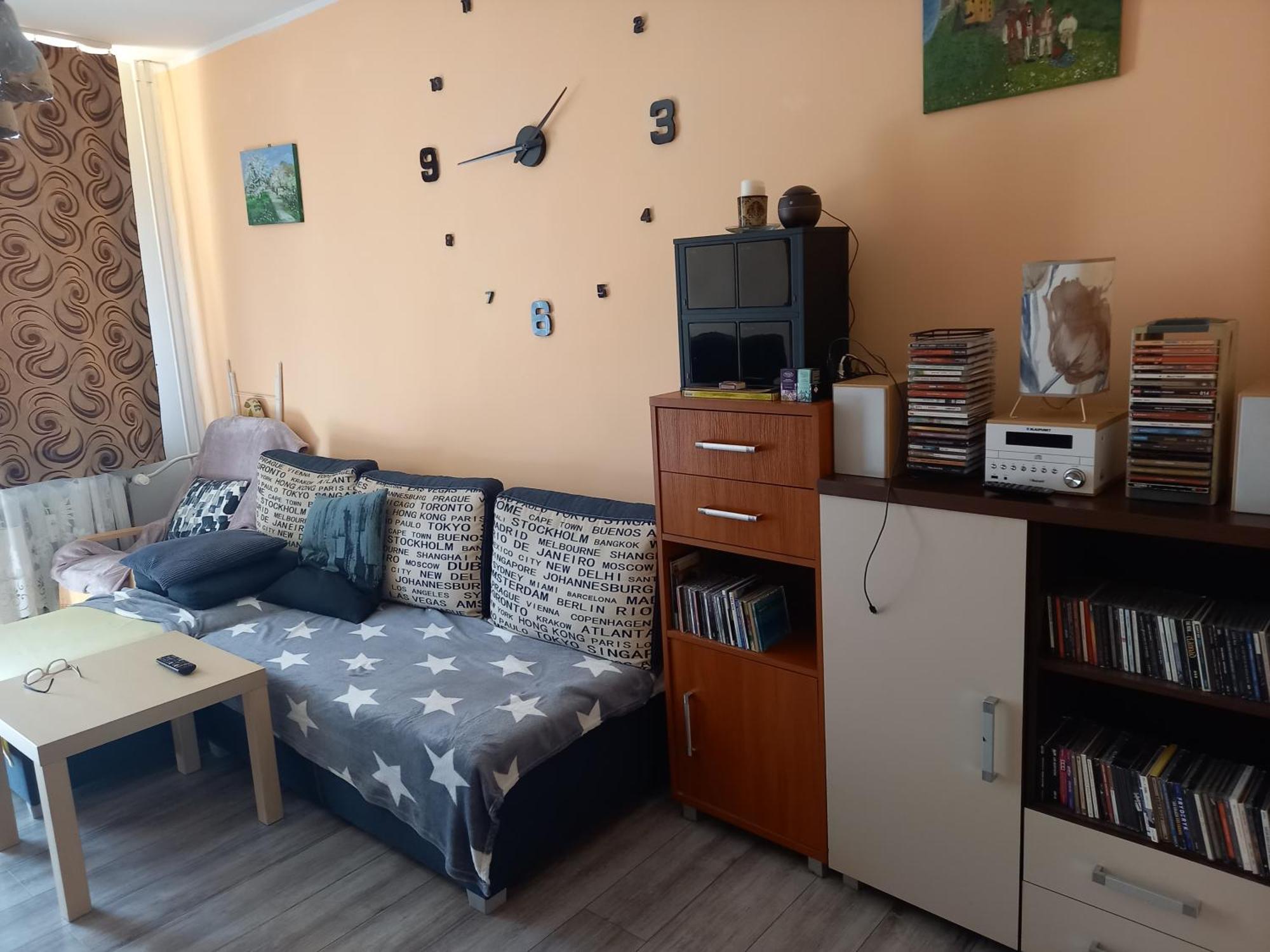Zwykle Mieszkanie Dla Zwyklych Ludzi Wałbrzych Exteriör bild